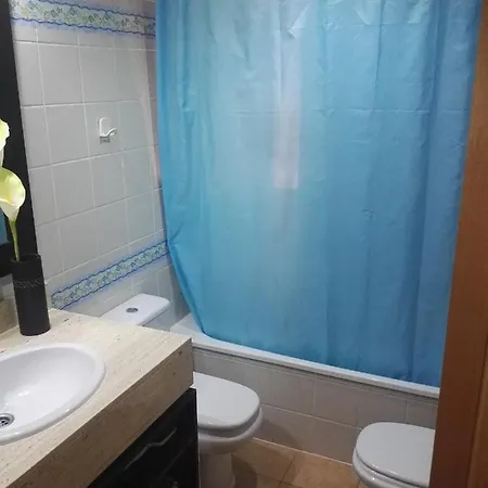 Apartamento Muy Bonito Cerca De La Playa דירה